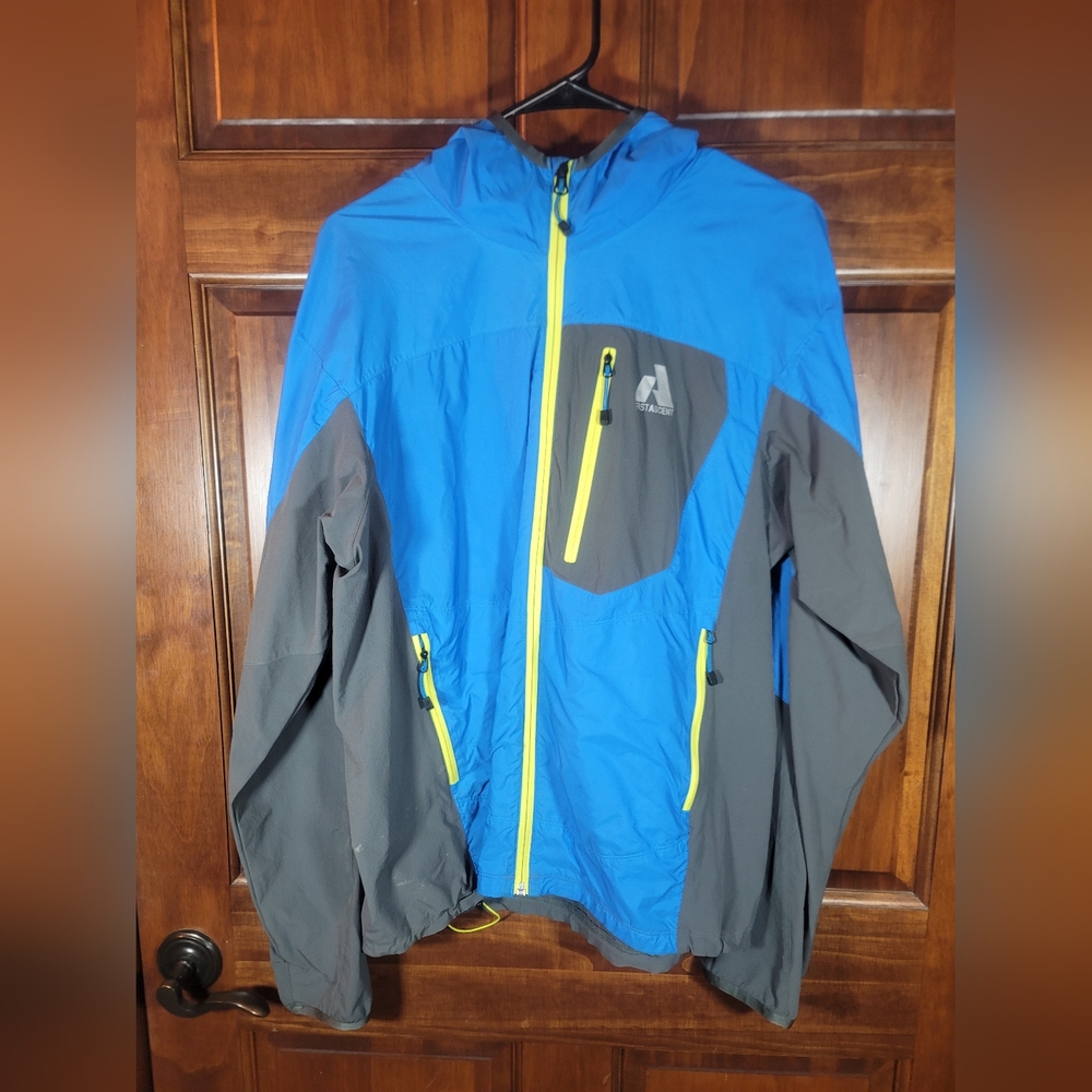 Eddie Bauer whittaker mountaineering hooded jacket, size large